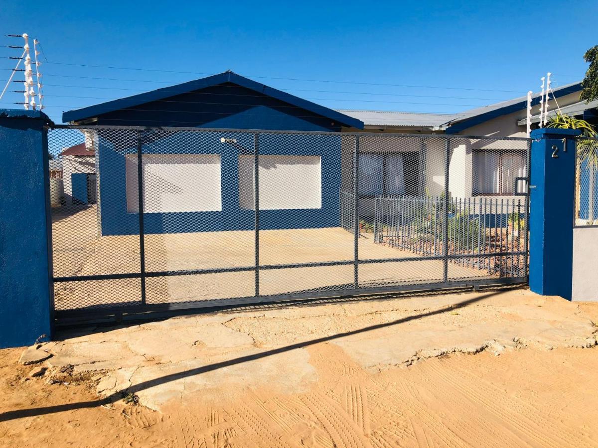 Mo-Nize Villa Guesthouse Otjiwarongo Εξωτερικό φωτογραφία
